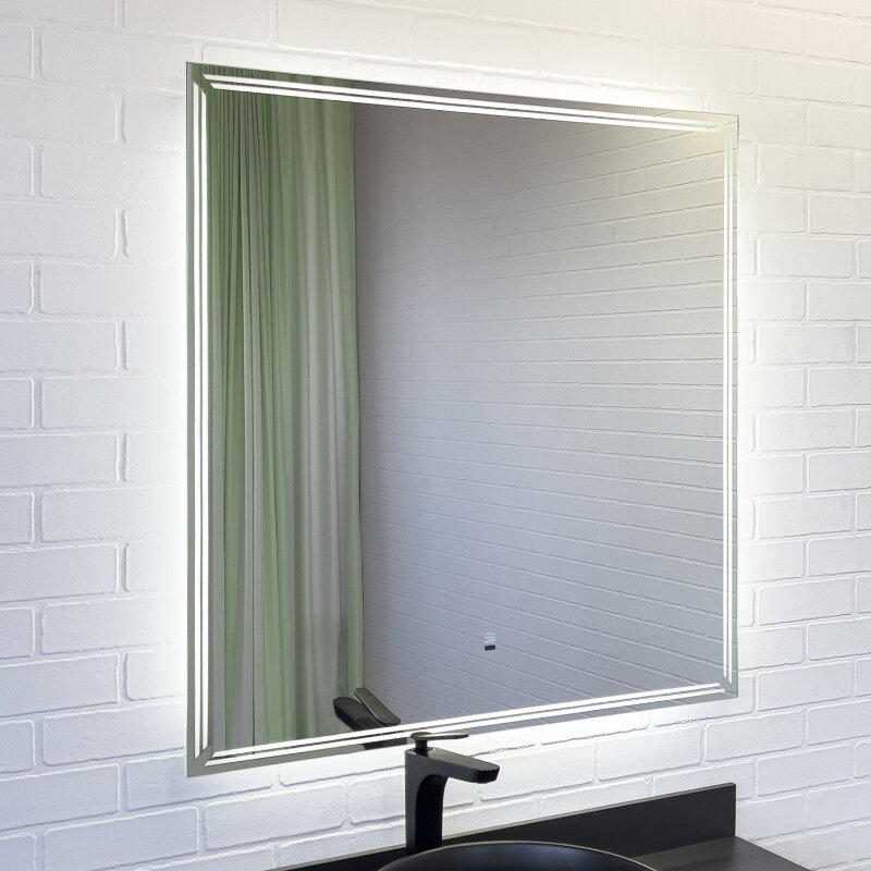 Изображение товара Зеркало Comfortу Джанкой 00-00014151CF, 90 см, LED-подсветка, бесконтактный сенсор