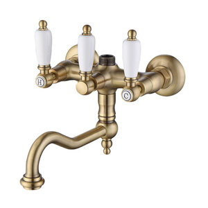 Изображение товара Смеситель для ванны и душа Caprigo Adria-Classic бронза с поворотным изливом