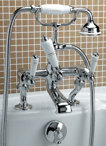 Изображение товара Смеситель Devon&Devon Dandy MARF40B для ванны и душа с поворотным изливом в стиле ретро хром