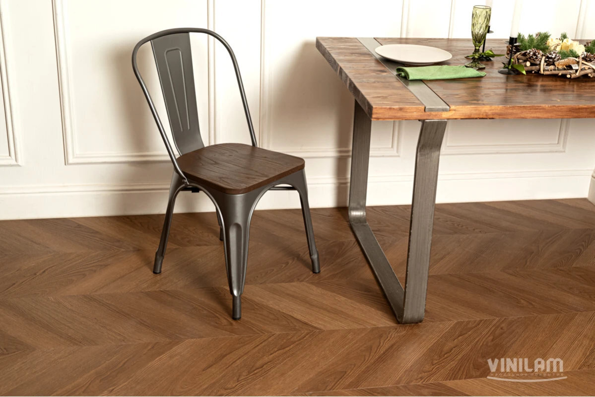 Изображение товара Виниловый ламинат Vinilam Parquet Chevron Glue I1651102 690x115 мм, штекер, коричневый