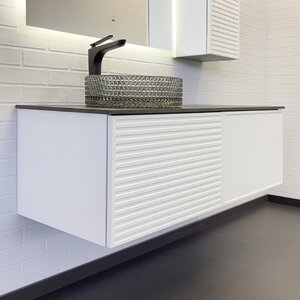 Изображение товара Тумба с раковиной Comforty Геленджик 00-00020804 (00-00020804CF), 120 см, подвесная, столешница калакатта блэк, цвет белый