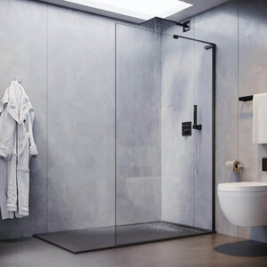Изображение товара Душевая стенка Veconi Korato KR77B-90-01-C8, 90 см, свободный вход, Easy Clean, стекло прозрачное, профиль черный матовый