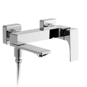 Изображение товара Смеситель для ванны и душа Belz B60709, с душевым гарнитуром, хром