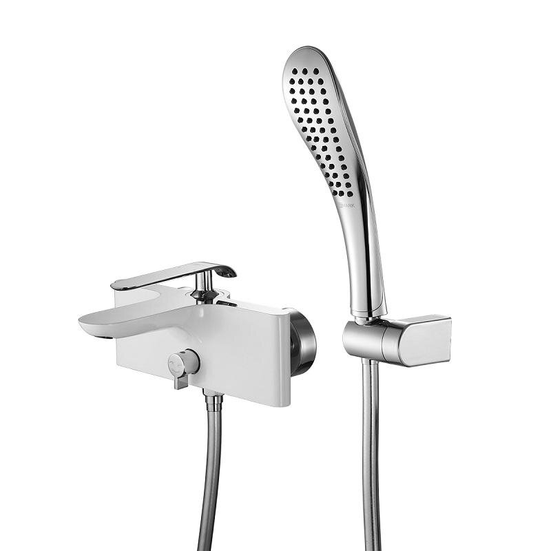 Изображение товара Смеситель для ванны и душа Lemark Melange LM4914CW, с душевым гарнитуром, хром/белый Изображение товара Смеситель для ванны и душа Lemark Melange LM4914CW, с душевым гарнитуром, хром/белый