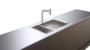 Изображение товара Комплект кухонной мойки и смесителя Hansgrohe 180x450 с технологиями ComfortZone и QuickClean