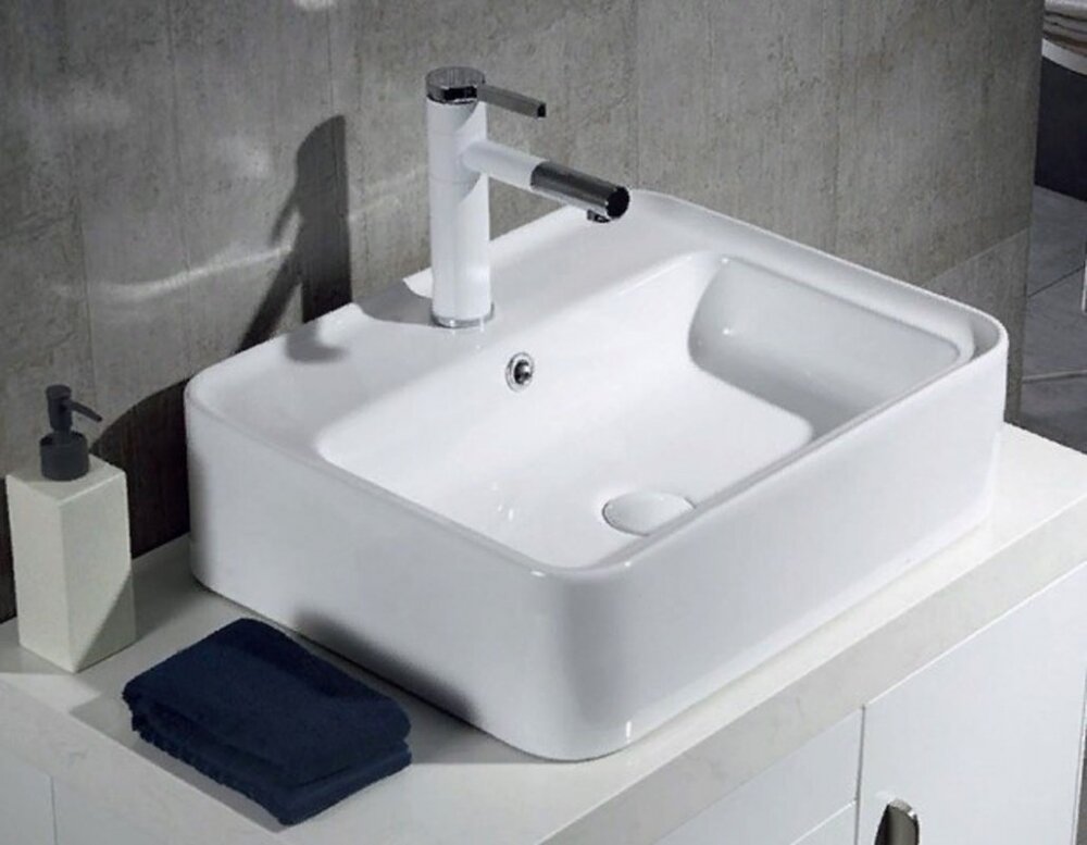 Изображение товара Раковина BelBagno BB1367 накладная 52x42x15 см белая фаянс угловая