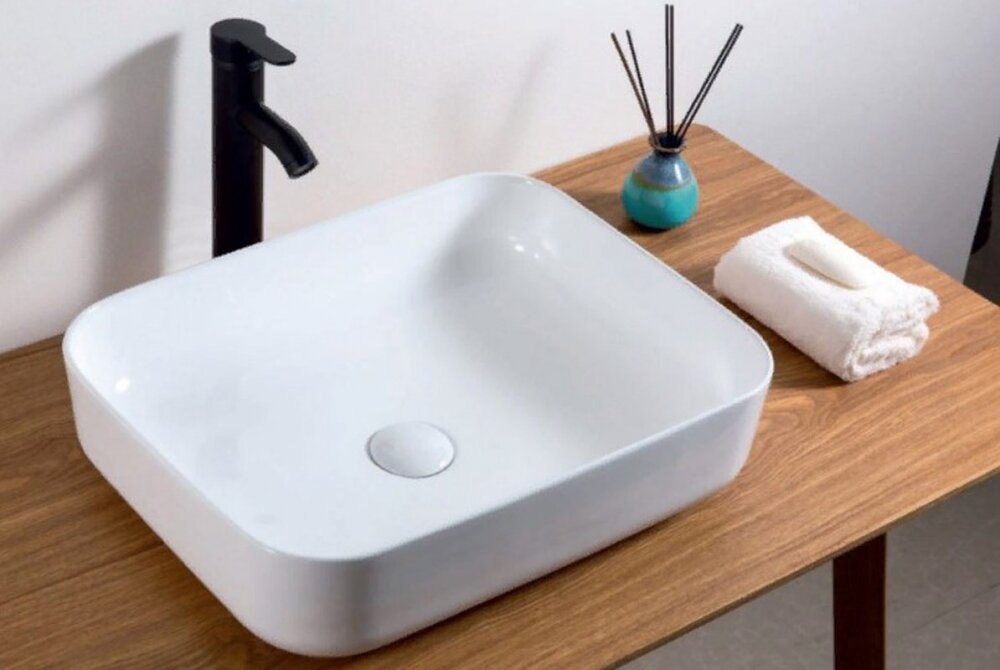 Изображение товара Раковина накладная BelBagno BB1304 50х39 см из фаянса белая