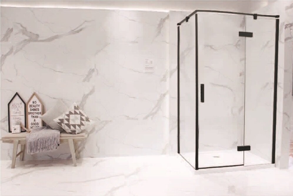 Изображение товара Душевой уголок Bravat Blackline BS120.311 120x80 см с распашными дверями Черный