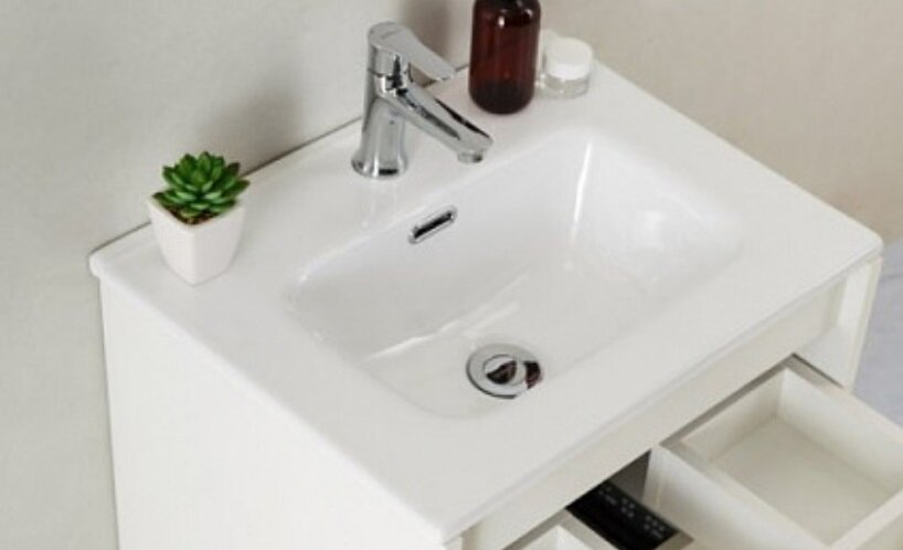 Изображение товара Раковина BelBagno BB600/390ETL 60 см, керамика, белая