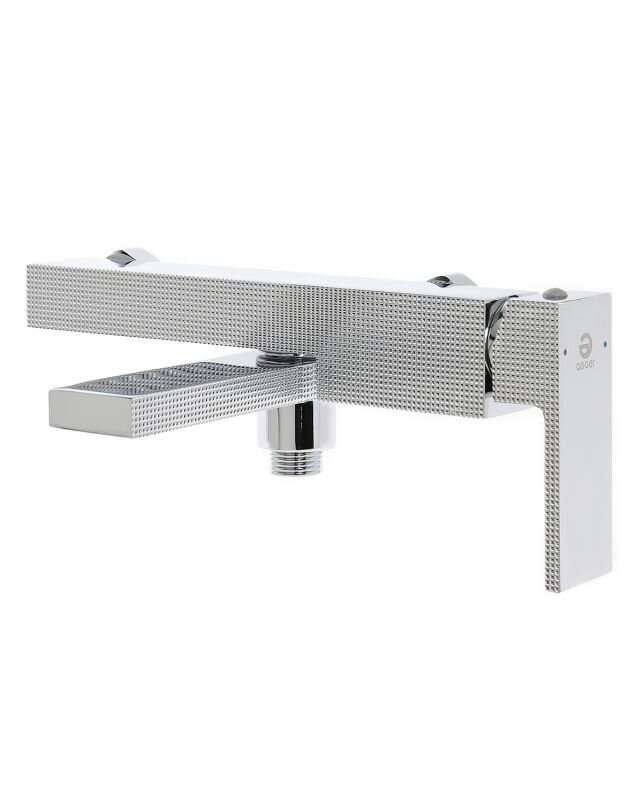 Изображение товара Стильный однорычажный смеситеь для ванны и душа Agger Great A2810011 хром