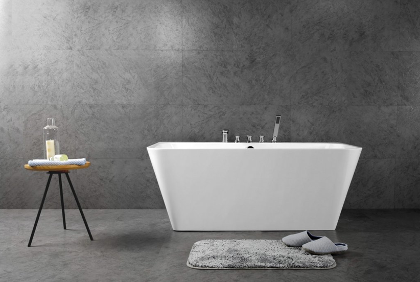 Изображение товара Акриловая ванна BelBagno BB19 150х75 см пристенная с сливом хром Италия