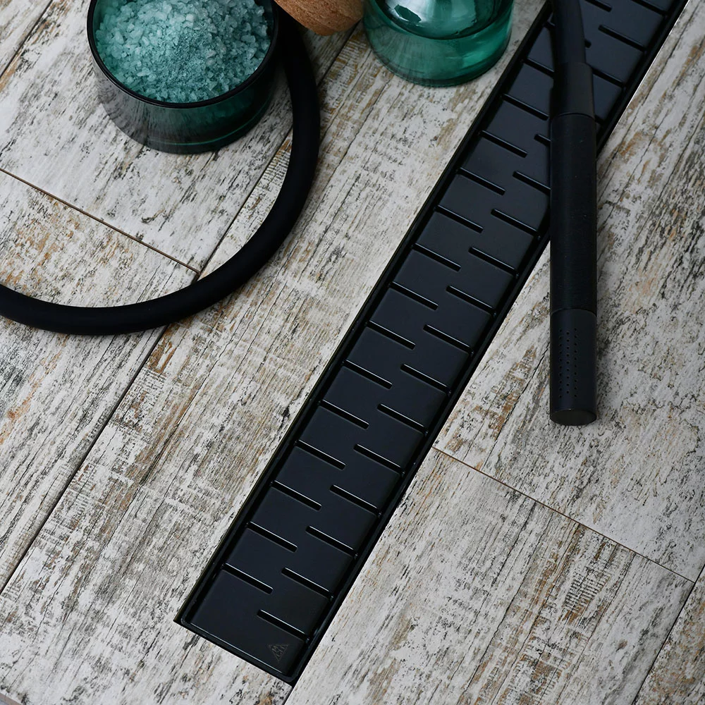 Изображение товара Дренажный канал Veconi Black V650MB 65 см с нержавеющей решеткой и противозапаховой системой