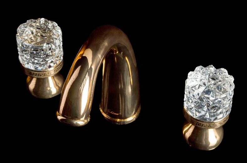 Изображение товара Смеситель Boheme Crystal 297-CRST для раковины на 3 отверстия золото Италия