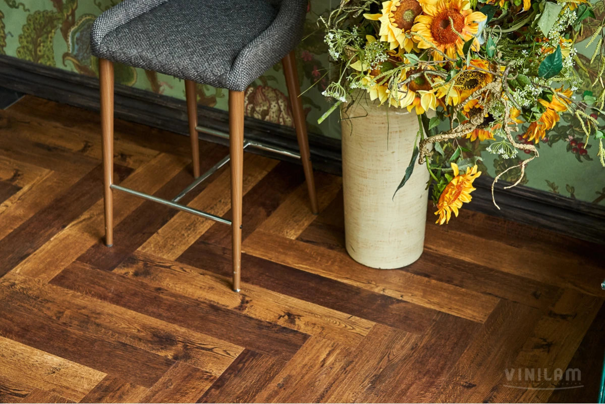 Изображение товара Виниловый ламинат Vinilam Parquet Herringbone Парижский Паркет IS11155 12x72 см