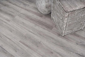 Изображение товара Виниловый ламинат Vinilam Ceramo XXL Glue Дуб Давос 8880 -EIR, планка 23.3 х 152.8 см, клеевой