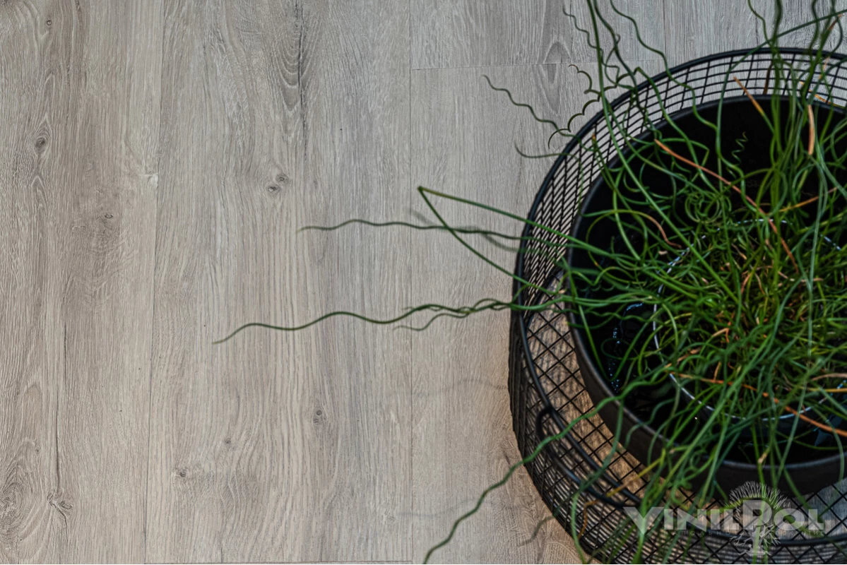 Изображение товара Кварцвиниловая плитка SPC VinilPol Дуб Неаполь 7897-EIR 5 mm, планка 22.8 х 122 см, замковая