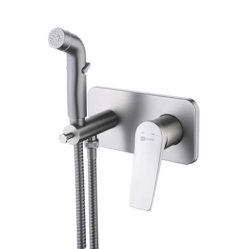 Изображение товара Смеситель Lemark Bronx LM3720GM встраиваемый с гигиеническим душем графит