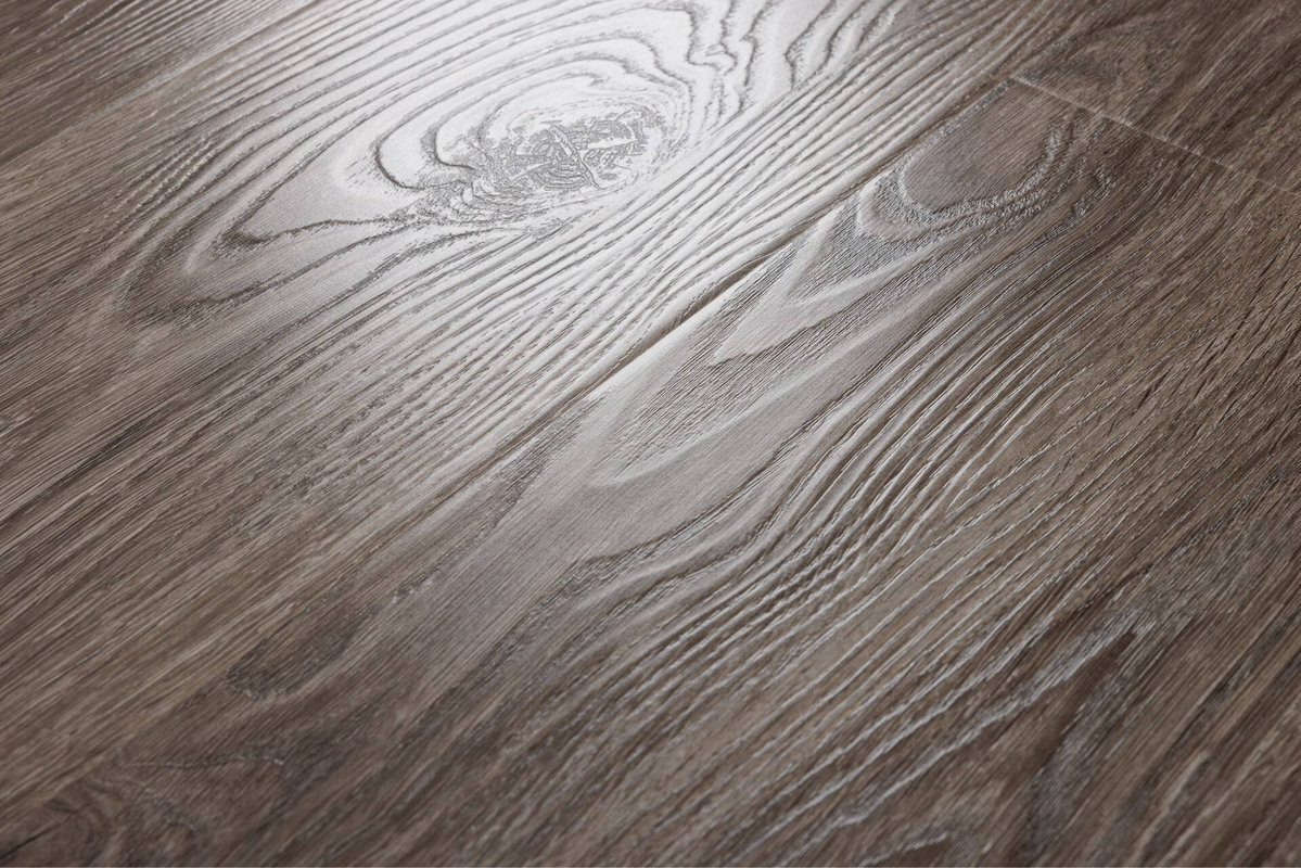 Изображение товара Ламинат MostFlooring Brilliant 12411 33 класс, 12 мм, микро-фаска, влагостойкий