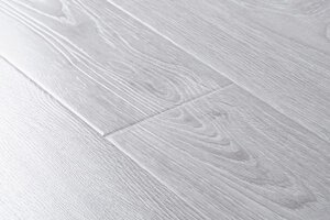 Изображение товара Ламинат Alpendorf Monteville 1226 Грессан 12 мм 240 мм 1215 мм клеевой