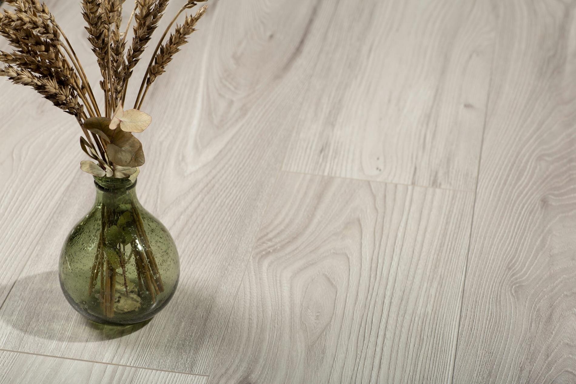 Изображение товара Ламинат Laufer Husky Exclusive LH 7752 Ash Denali, светло-коричневый, 8 мм