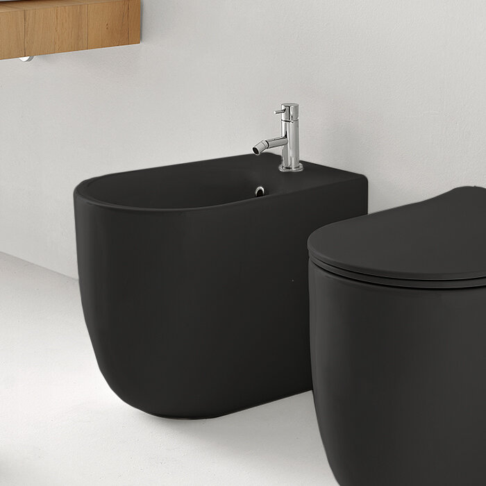 Изображение товара Биде напольное Kerasan Nolita 532031*1 с креплениями WB5N, цвет черный матовый