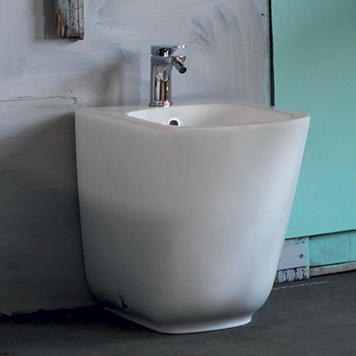 Изображение товара Напольное биде Kerasan Tribeca 512030 с креплением WB5N, белый матовый