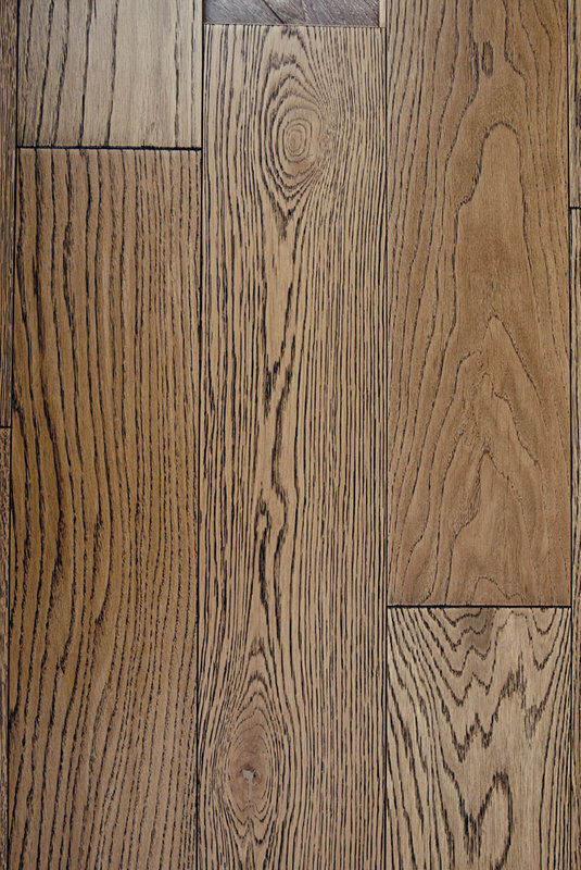 Изображение товара Инженерная доска Gran Parte Дуб Антико паркетная доска классик лак, 155х15/3,3х500-1500 мм, браш+тонировка+патина, замок GranLock-GranClick