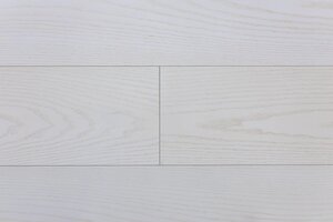 Изображение товара Инженерная доска Arti Parchetto Largo кантри Ясень Latte 3 мм белая Италия