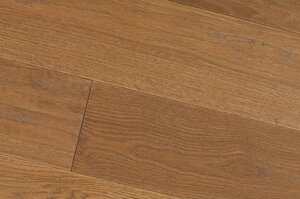 Изображение товара Массивная доска Hajnowka из дуба Marron, масляное покрытие, для интерьера