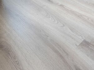 Изображение товара Виниловый ламинат Fine Floor Light Дуб Котка FF-1375