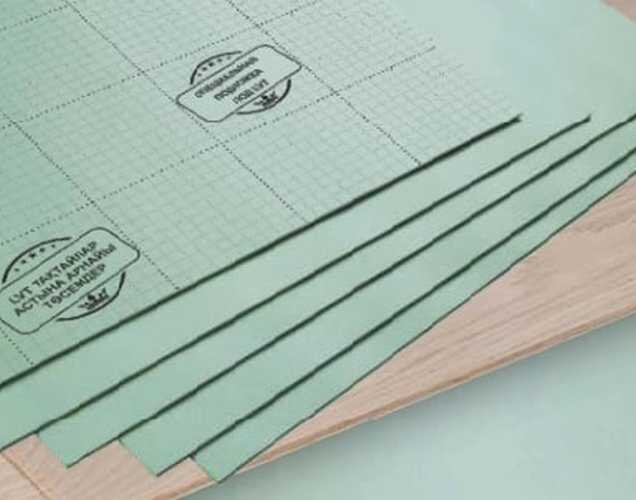 Изображение товара Подложка VinyFlex листовая для покрытий LVT SPC WPC 1000x500x1 5 мм зеленая