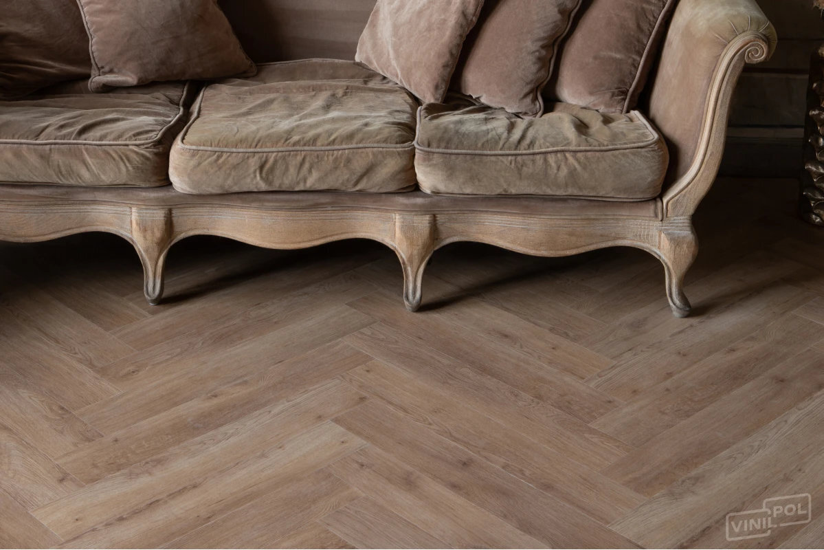 Изображение товара Кварцвиниловая плитка VinilPol Herringbone Паркет Бруно 9965 - 7 мм, дуб коричневый