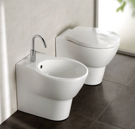 Изображение товара Приставной безободковый унитаз Hatria Nido Y0QU01 с системой автоматического смыва