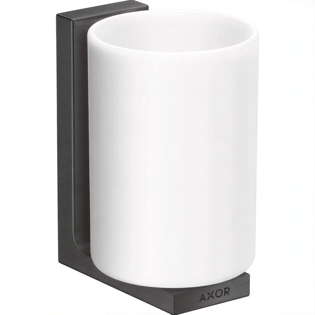 Изображение товара Стакан для зубных щеток Axor Universal Rectangular Accessories, шлифованный черный хром, 42604340 Изображение товара Стакан для зубных щеток Axor Universal Rectangular Accessories, шлифованный черный хром, 42604340