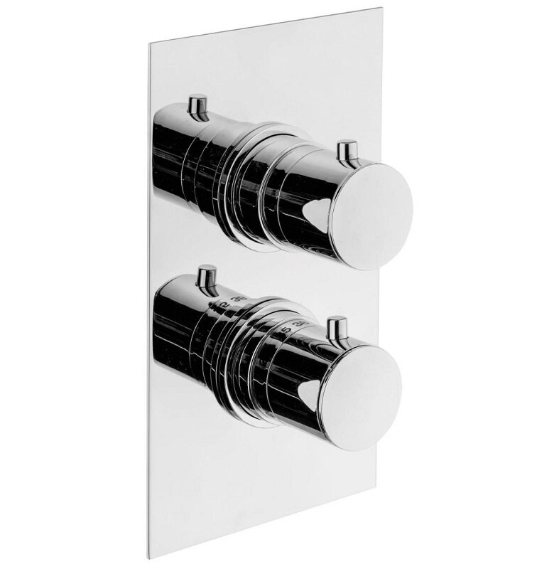 Изображение товара Смеситель Plumberia Selection Ixo XOT5030CR для ванны и душа, термостатический, на 3 потребителя, цвет хром глянцевый Изображение товара Смеситель Plumberia Selection Ixo XOT5030CR для ванны и душа, термостатический, на 3 потребителя, цвет хром глянцевый